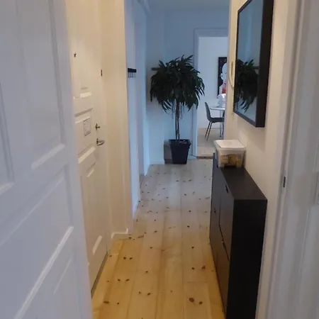 Apartment Niels Ebbesens Vej Third Floor *