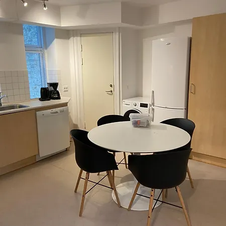 Niels Ebbesens Vej Third Floor Apartment *